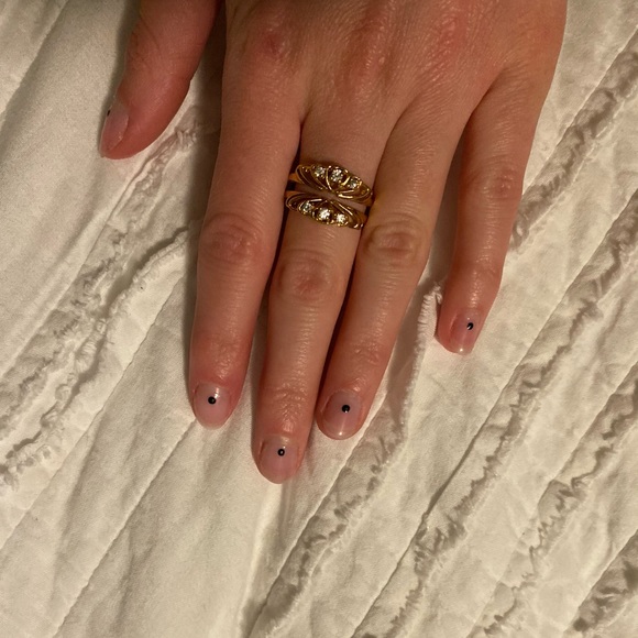 •Vintage Gold Plated Ring Set• - Picture 2 of 3